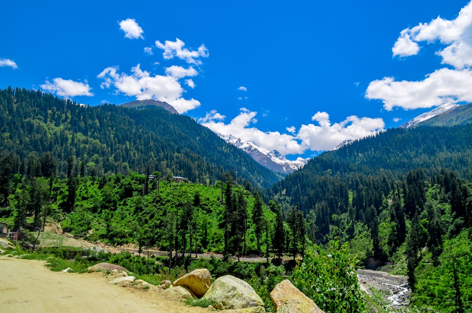 kasol kheerganga trek